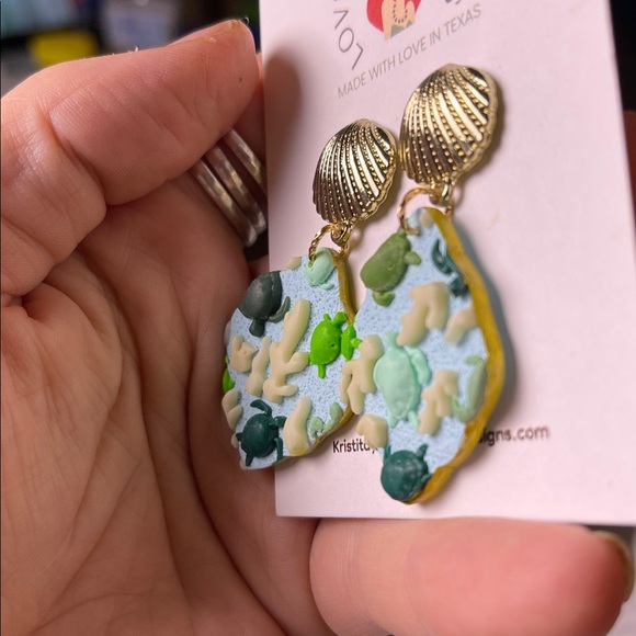 Handmade Seashell Turtle Glow Clay Dangle Earrings - Picture 4 of 7